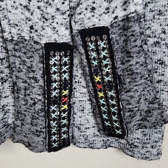 Free People Small Grey Freckles Henley - Picture 6 of 9